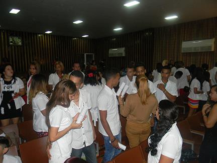 Nuevos tecnólogos de la salud egresaron en la mañana de este jueves de la Facultad de Ciencias Médicas (FCM) Celia Sánchez // Foto Lilian Salvat