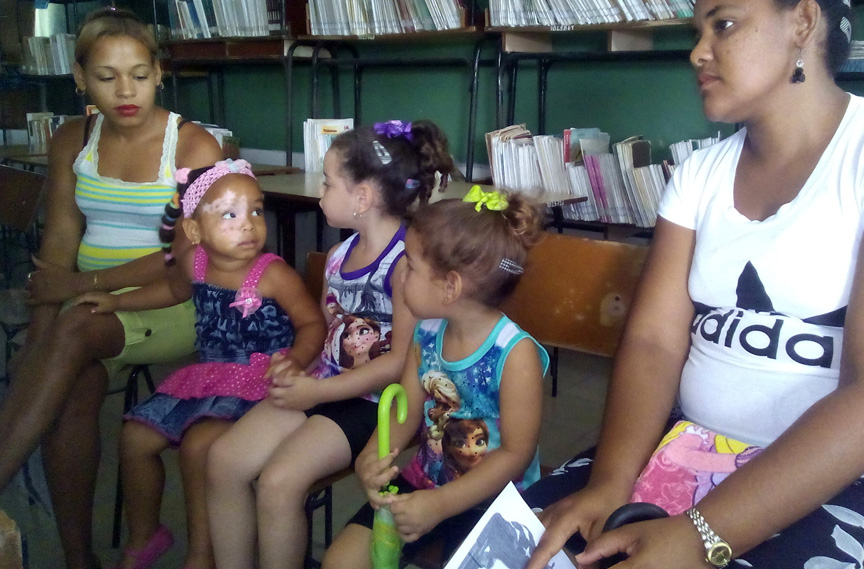 Programa Educa a tu hijo: Por un desarrollo integral de los niños manzanilleros // Foto Eliexer Peláez