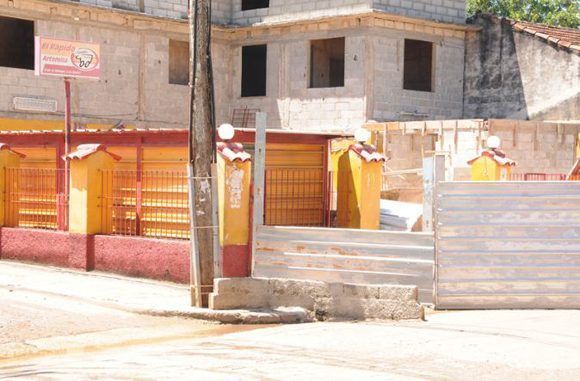 El rapidito, en Artemisa, es otro de los puntos donde acometen acciones constructivas. Foto: Otoniel Márquez/ El Artemiseño