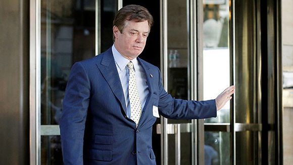 El exdirector de campaña de Donald Trump, Paul Manafort, se ha entregado este lunes al fiscal especial Robert Mueller. Foto: Reuters.