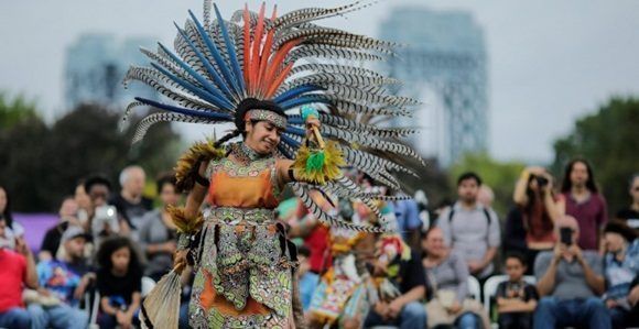 En países como Paraguay o Guatemala, los grupos originarios planean manifestar con la intención de reivindicar sus derechos y exigir que los mismos sean respetados