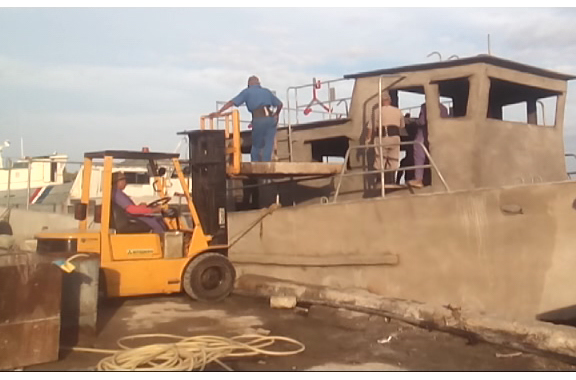 Reparan en Manzanillo flota pesquera de EPIGRAN // Foto Golfovisión TV