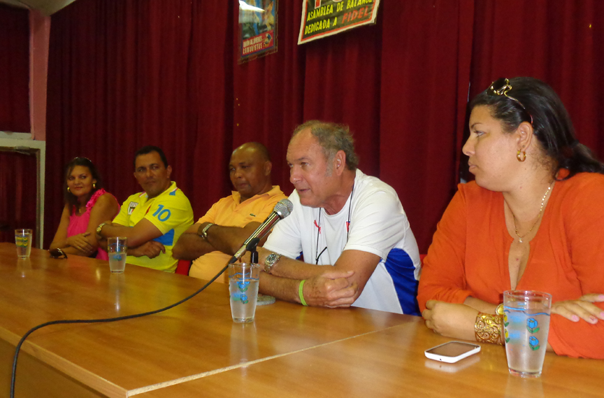 Alberto Juantorena compartió anécdotas // Foto Marlene Herrera