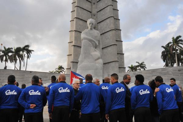 Ceremonia de abanderamiento al equipo de béisbol de la provincia Granma, que representará a Cuba en la Serie del Caribe, a desarrollarse en Guadalajara, México, efectuada en el Memorial José Martí, en La Habana, el 31 de enero de 2018. ACN FOTO/Omara GARCÍA MEDEROS/ogm
