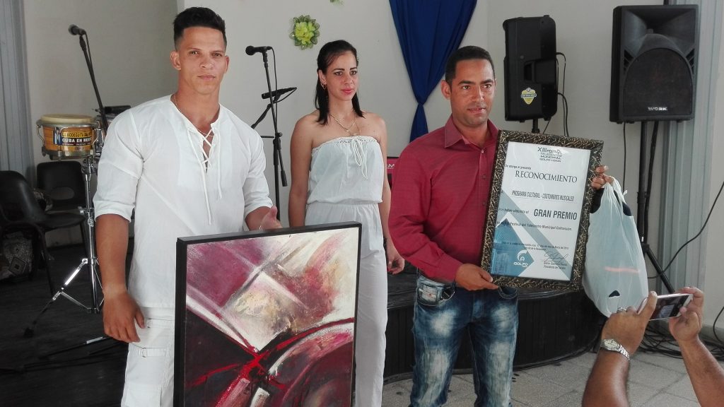 Carlos Manuel  Gallardo, multipremiado en esta edición, y merecedor del Gran Premio // Foto Marlene Herrera