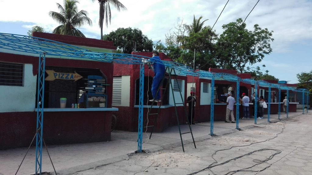 Una de las obras que se ejecutan a la salida de la ciudad // Foto Marlene Herrera