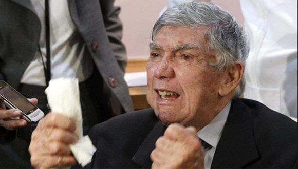 El terrorista Luis Clemente Faustino Posada Carriles murió hoy a los 90 años sin pagar sus crímenes. Foto: Internet