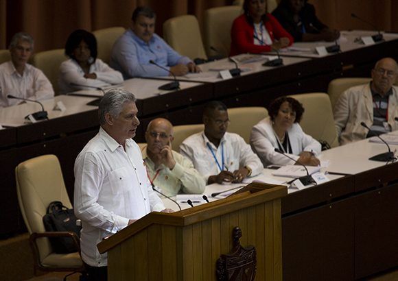 Miguel Díaz-Canel, Presidente de Cuba interviene en la Asamblea Nacional. Foto: Irene Pérez/ Cubadebate.