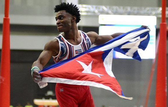 Manrique Larduet, campeón del all araund en los Juegos Centroamericanos de Barranquilla. Foto: Ricardo López Hevia/ Granma/ Cubadebate.