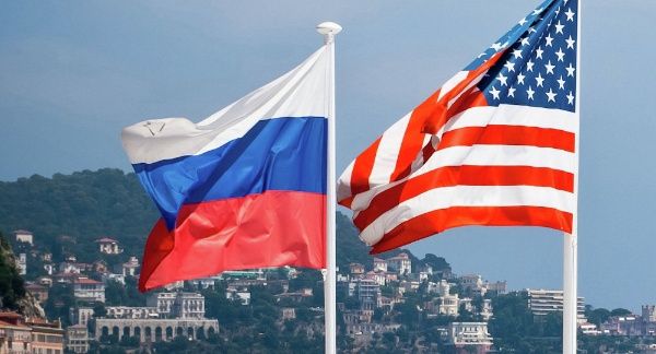 Banderas Rusia – EE.UU