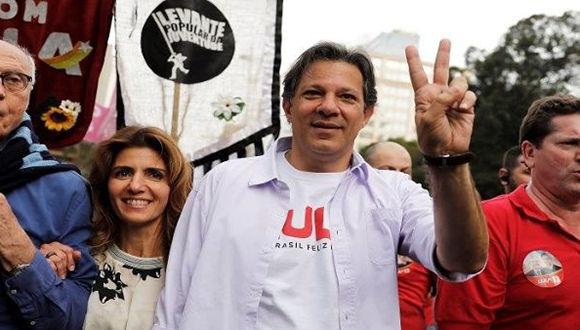 El candidato por el PT, Fernando Haddad. Foto: Telesur.