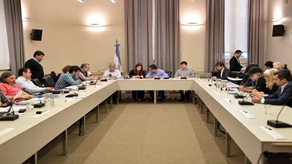 El sindicato Conadu Histórica (Federación Nacional de Docentes, Investigadores y Creadores Universitarios) rechazó la oferta del Gobierno. | Foto: @alefinocchiaro/ Twitter.