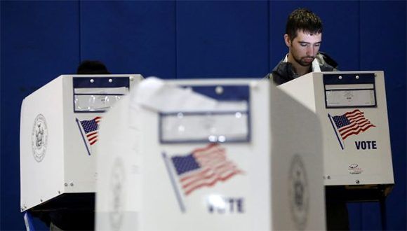 Los estadounidenses deciden qué partido controlará las dos cámaras del Congreso los próximos dos años, hasta las elecciones presidenciales de 2020. Foto: Reuters.