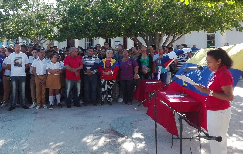 Acto de solidaridad con Venezuela // Foto Marlene Herrera