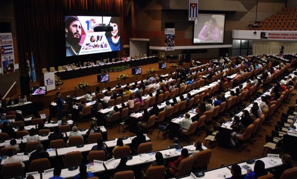 Primera sesión plenaria del X Congreso de la FMC. Foto: Jorge Luis Sánchez Rivera/Cubadebate.