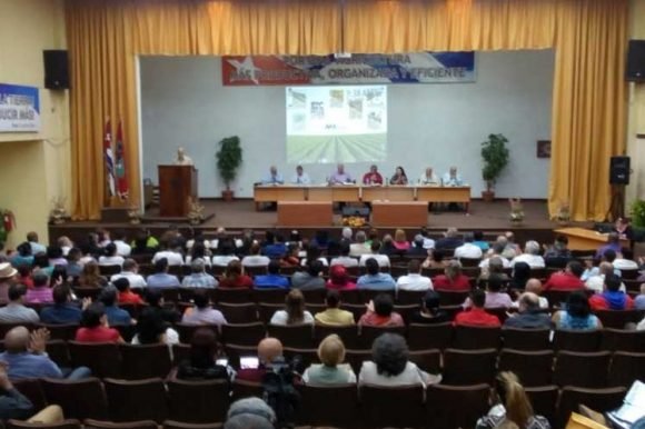 La calidad de la programación, la participación ciudadana y la preservación de los materiales patrimoniales audiovisuales y sonoros sobresalen entre los temas del encuentro. Foto: Prensa Latina
