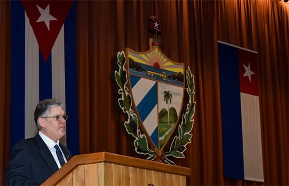 Alejandro Gil, ministro de Economía y Planificación. Foto: Presidencia Cuba/ Twitter