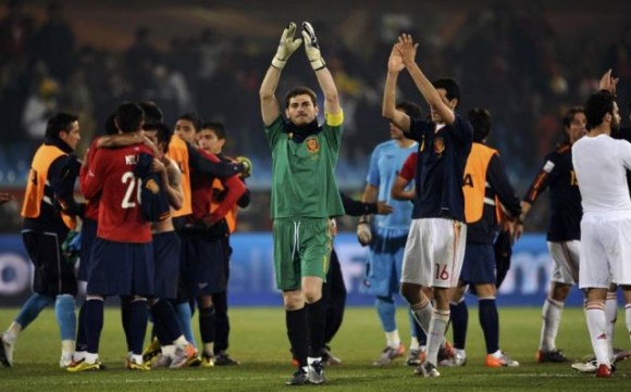 Casillas ya está estable, con el humor que lo caracteriza. Foto: Archivo.