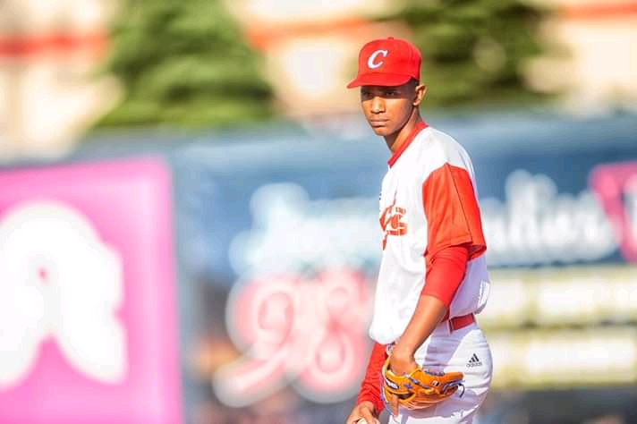 joven Norge Carlos Vera no pudo contener a los canadienses // Foto: Phil Selig
