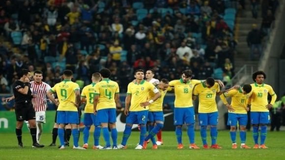 Gabriel Jesús le dio el pase a la semifinal a la selección de Brasil. // Foto: EFE