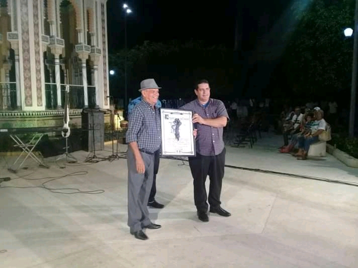 Lino Borbolla mereció el Pergamino de la ciudad // Foto Erenia Tamayo