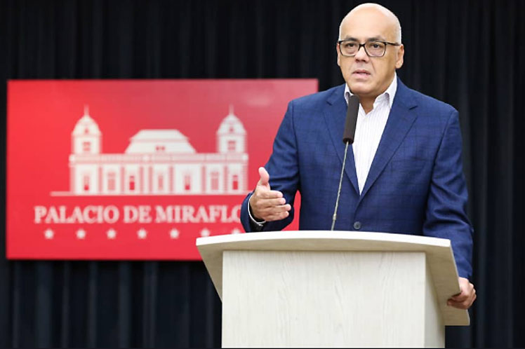 El ministro de Comunicación e Información de Venezuela, Jorge Rodríguez, confirmó la víspera la continuidad de las negociaciones. // Foto: Prensa Latina