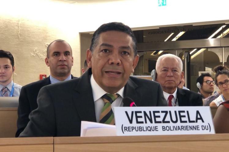 El vicecanciller William Castillo, subrayó que el documento carece de imparcialidad. // Foto: Prensa Latina