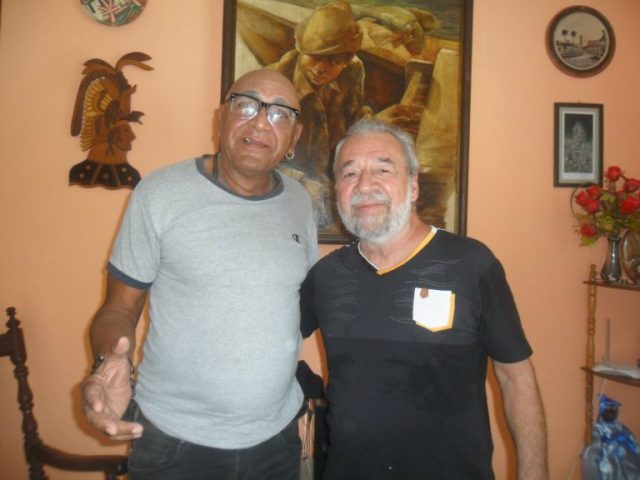 Juan Cedeño Oro, Wanchy Tropical Show, junto al maestro Pachy Naranjo, una de las personalidades a las que se dedica la gala de apertura del carnaval Manzanillo 2019 // Foto: Roberto Mesa Matos