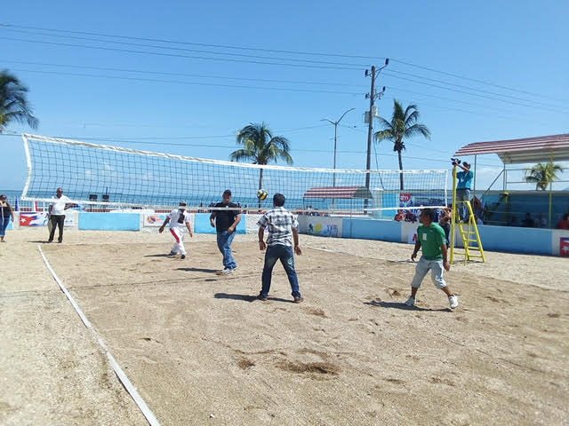 Nuevo campo de voleibol de playa inaugurado en Manzanillo // Foto: Eliexer Peláez Pacheco