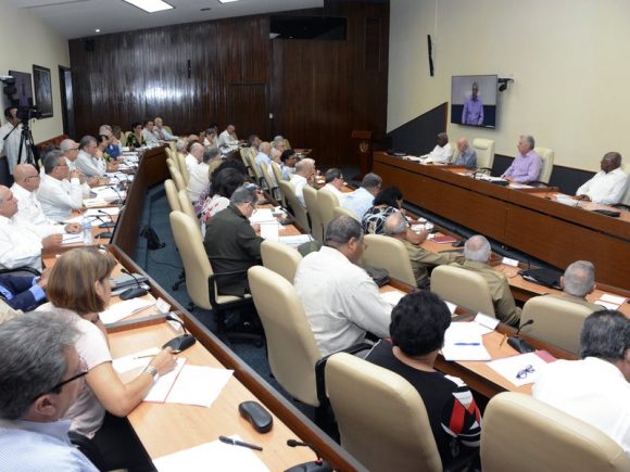 Durante la reunión del Consejo de Ministros se evaluaron importantes temas de la agenda económica del país. Foto: Estudios Revolución.