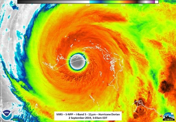 Dorian sobre Gran Bahama el 2 de septiembre/@NOAASatellitePA, Twitter