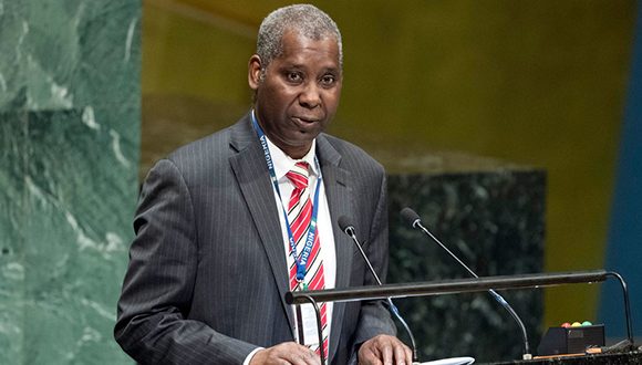 El profesor Tijjani Mohammad Bande, nuevo Presidente del 74 periodo de sesiones de la Asamblea General de las Naciones Unidas. Foto: Rick Bajornas/ONU.