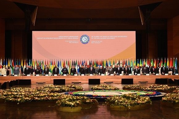 Asiste presidente cubano, Miguel Díaz -Canel a la Cumbre del Movimiento de Países No Alineados con sede en Azerbaiyán // Foto: Estudios Revolución.