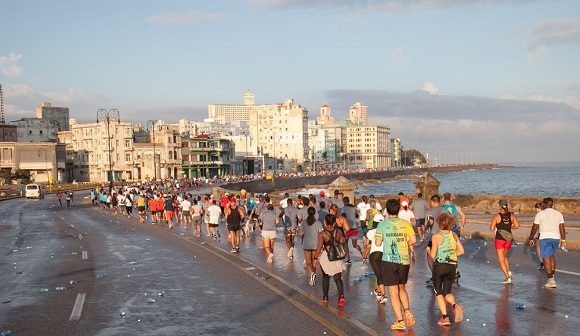 El Marabana 2019 incluirá las distancias de 10 km, media maraton (21 km) y maratón (42 km) con salida y meta en el Parque Central capitalino // Foto Periódico JIT