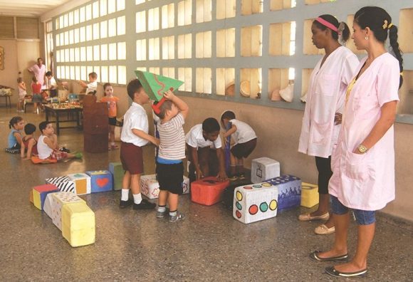 Los gobiernos provinciales realizan un conjunto de acciones para dar apertura a nuevos círculos infantiles y reparar los ya existentes. Foto: Abel Rojas Barallobre/ Juventud Rebelde.