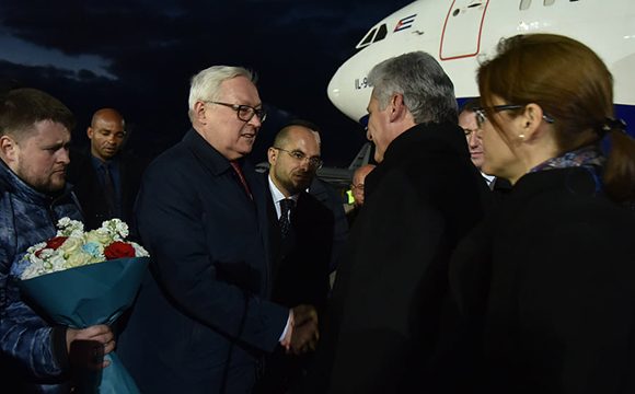 El presidente cubano llega a Moscú en visita de trabajo. Foto: Arleen Rodríguez Derivet/Cubadebate.