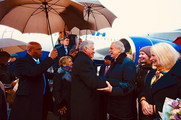 Díaz-Canel llega a San Petersburgo en visita de trabajo. Foto: Alejandro Azcuy/Cubadebate.