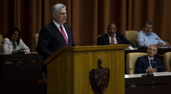 Presidente de la República de Cuba, Miguel M. Díaz-Canel Bermúdez, en la toma de posesión de su cargo, el 10 de octubre de 2019. Foto: Irene Pérez/ Cubadebate.