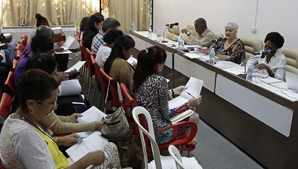 Nueva Comisión de Atención a los Órganos Locales del Poder Popular, en el cuarto período ordinario de sesiones de la IX Legislatura de la ANPP. Foto: Abel Padrón Padilla/Cubadebate.