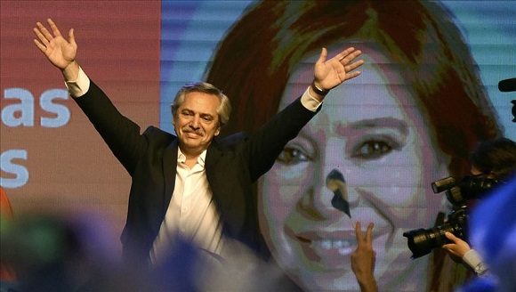 El presidente electo de Argentina, Alberto Fernández, tras su victoria electoral. Foto: Agencia Anadolu.