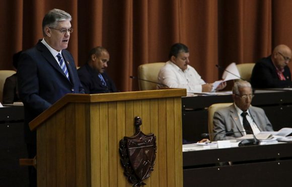 Alejandro Gil, titular de Economía y Planificación. Foto: Abel Padrón Padilla/ Cubadebate.