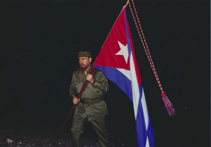 Al encuentro de Martí, con la bandera libre y en alto. Foto: Archivo de Granma