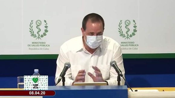 “La pandemia del coronavirus continúa acelerándose en el mundo, ya son pocos los países que no tienen casos confirmados y todos libran una dura batalla para su control”, dijo el Ministro de Salud Pública, José Angel Portal Miranda.