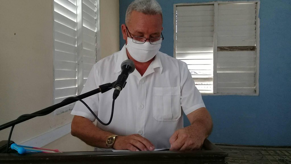 Director de Salud en Manzanillo actualiza sobre situación en Manzanillo en cuanto a la COVID19 y las IRA // Foto Eliexer Pelaez