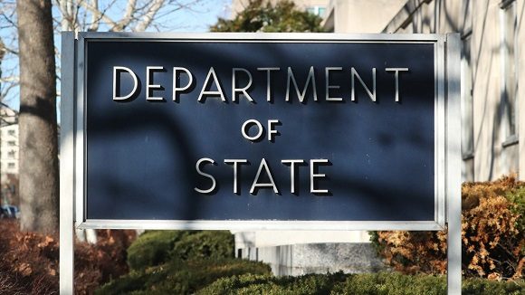 Letrero del Departamento de Estado de EE.UU. en Washington DC, 6 de enero de 2020. Foto: AFP.