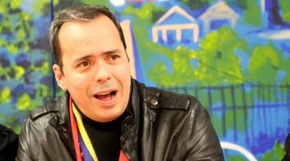Rendón había estado en el centro de la polémica por su rol en la elaboración y firma del contrato con la contratista militar estadounidense Silvercorp, que detallaba cómo capturar o asesinar a Nicolás Maduro