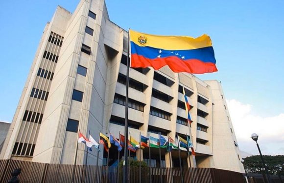 Tribunal Supremo de Venezuela ratifica a Luis Parra como presidente de la Asamblea Nacional. Foto: Venezolana de Televisión.