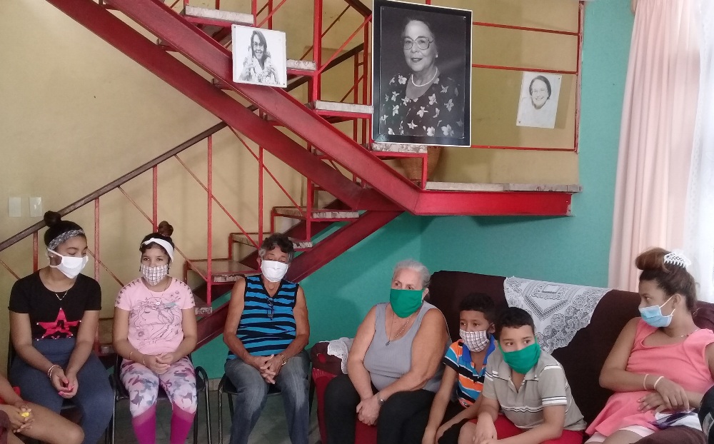 Encuentro con la historia se llamó la actividad de recordación a Vilma en Manzanillo por el aniversario 13 de su desaparición física // Foto Eliexer Pelaez Pacheco