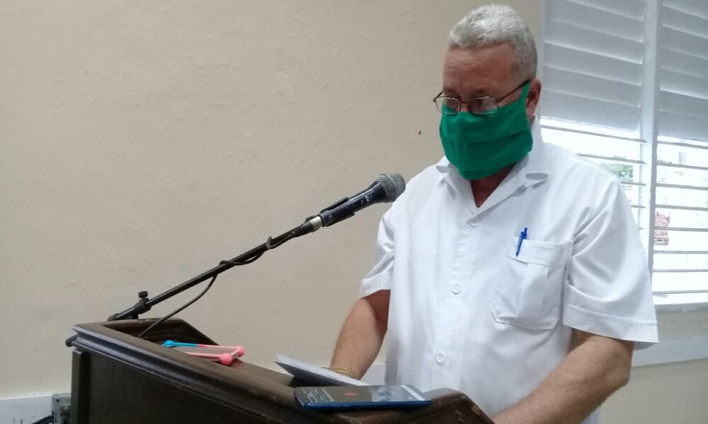 Dr. Carlos Rodríguez Chávez, director municipal de Salud Pública en Manzanillo //Foto Eliexer Pelaez Pacheco