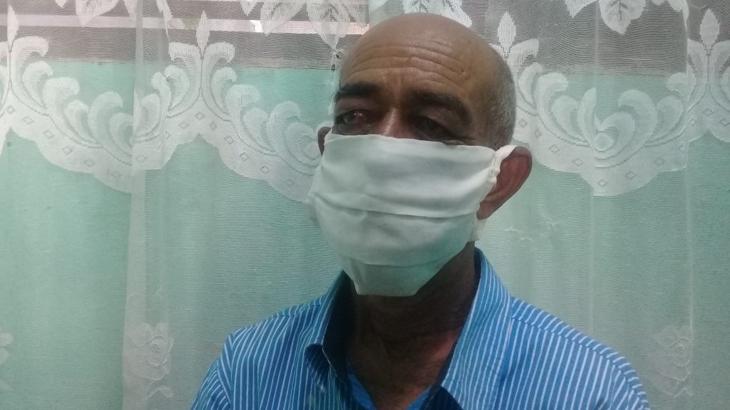 «Si hoy tenemos una potencia en la salud, que en estos momentos de enfrentamiento a la COVID-19 ha demostrado la solidaridad de Cuba llevando médicos a varios países del mundo, es porque en el programa del Moncada había un problema que Fidel había denunciado que era el de la salud» // Foto Eliexer Pelaez